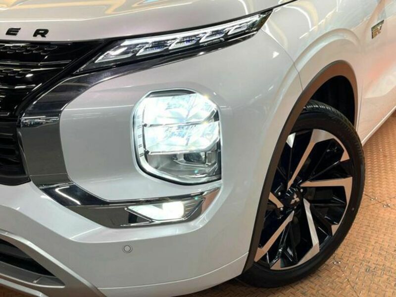 OUTLANDER PHEV