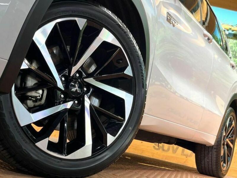OUTLANDER PHEV