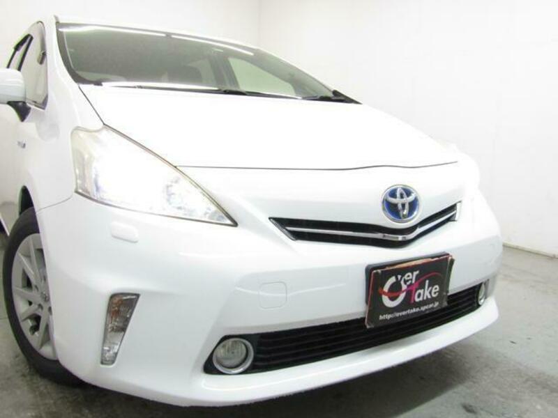 PRIUS ALPHA