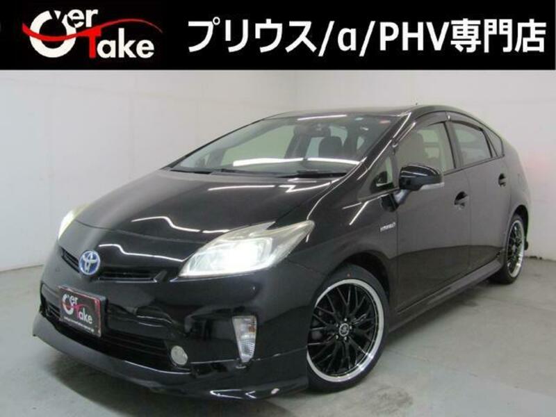 TOYOTA PRIUS