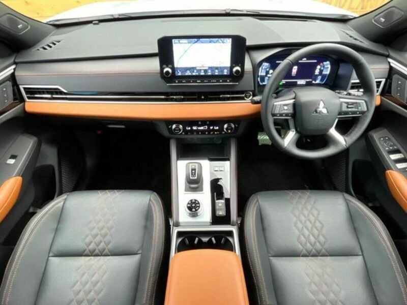 OUTLANDER PHEV