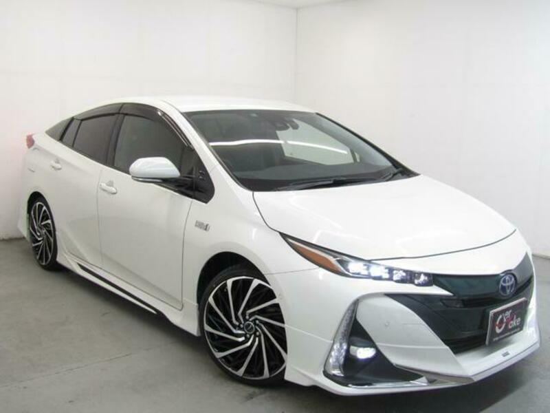 PRIUS PHV