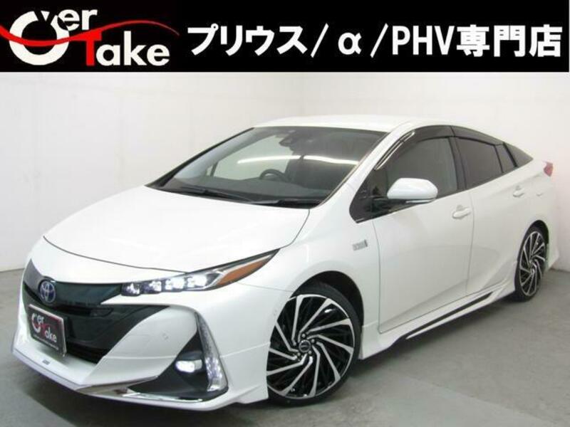 TOYOTA PRIUS PHV