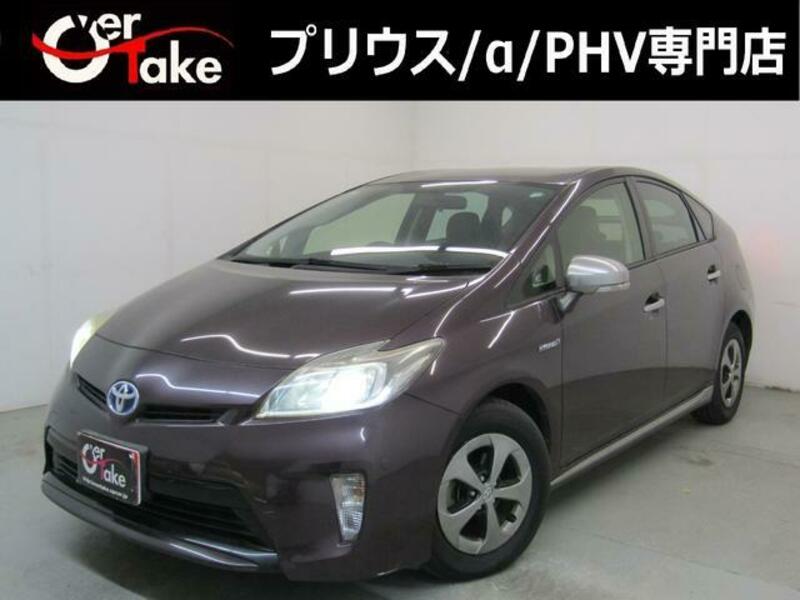 TOYOTA PRIUS