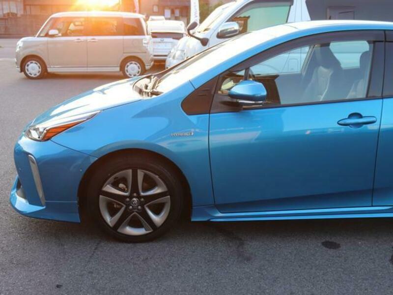 PRIUS