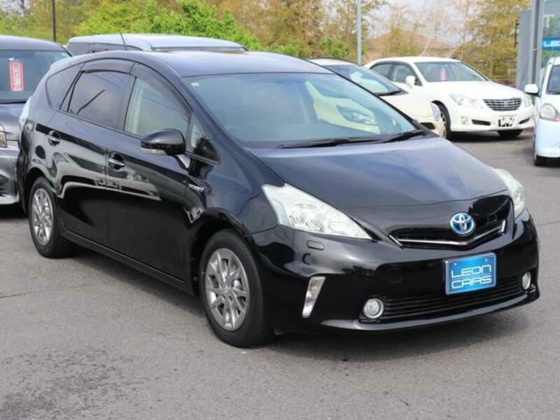 PRIUS ALPHA