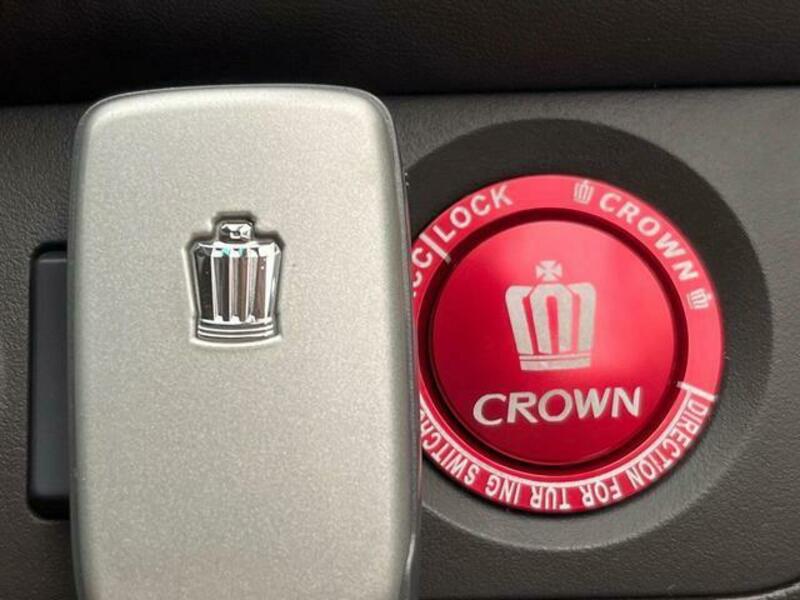 CROWN
