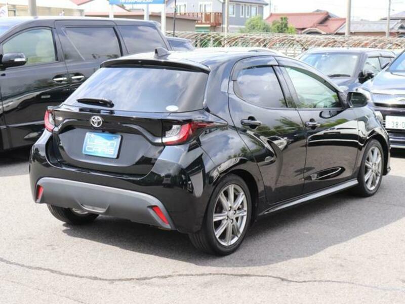 YARIS