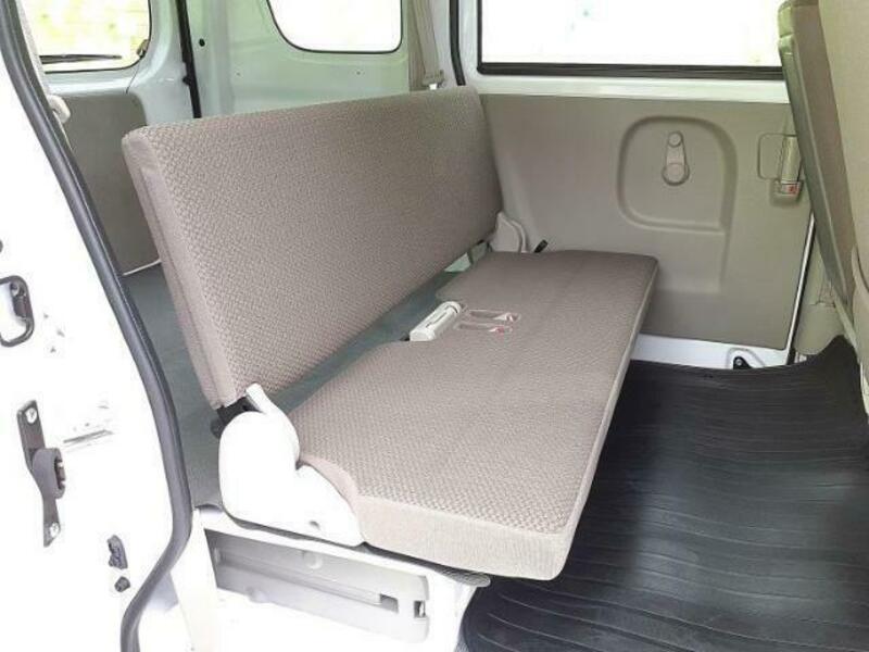 CLIPPER VAN