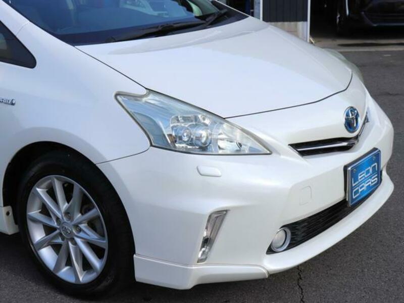 PRIUS ALPHA