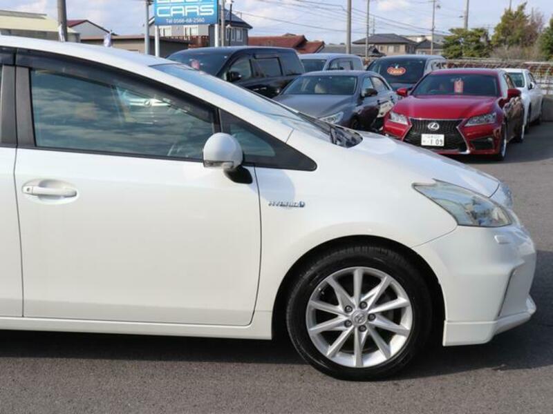 PRIUS ALPHA