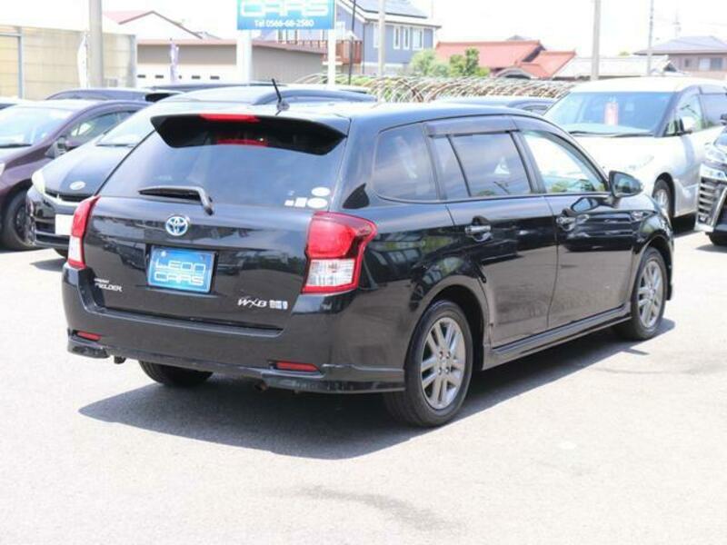 COROLLA FIELDER