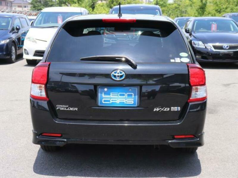 COROLLA FIELDER