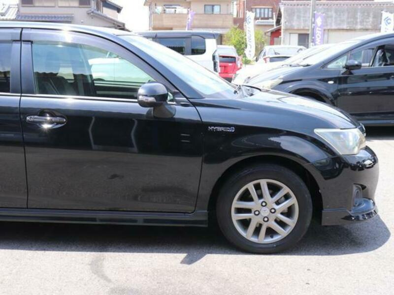 COROLLA FIELDER