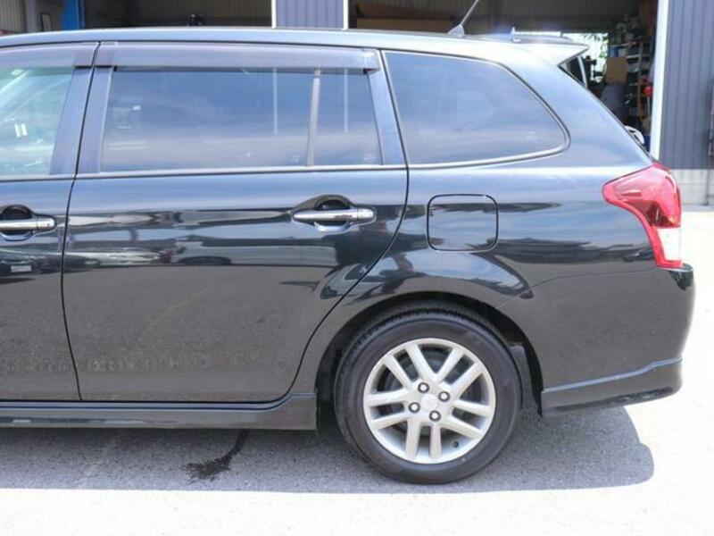 COROLLA FIELDER