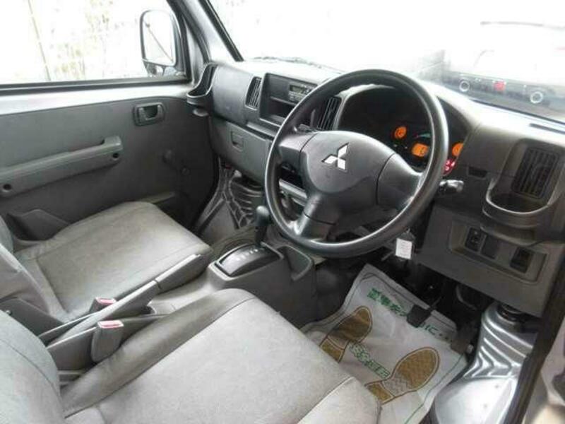 MINICAB MIEV