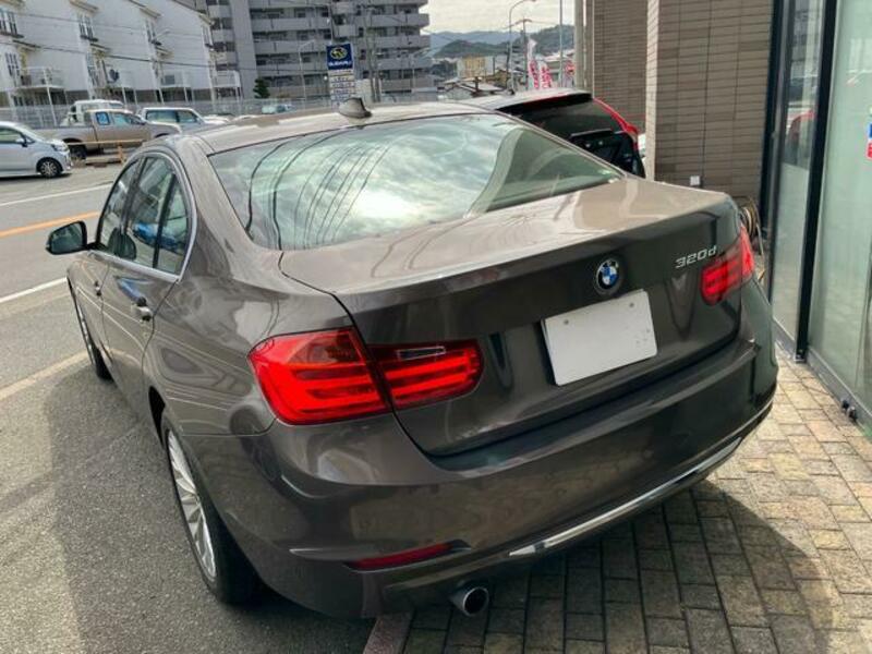 3 SERIES