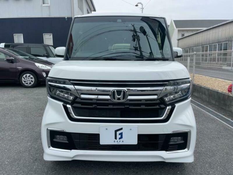 N BOX CUSTOM