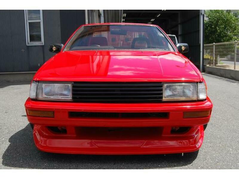 COROLLA LEVIN