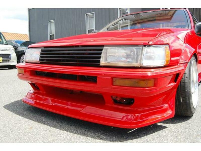 COROLLA LEVIN