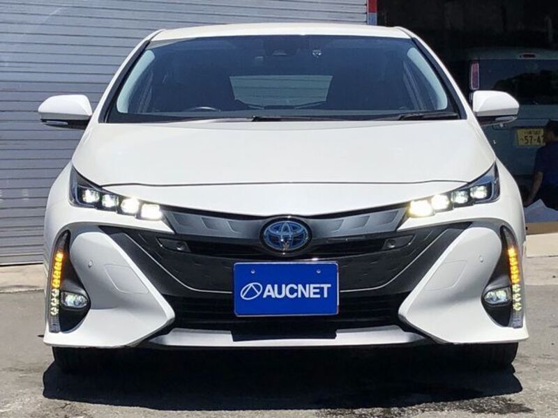 PRIUS PHV