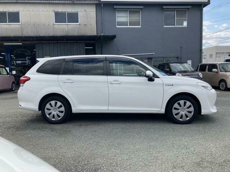 COROLLA FIELDER