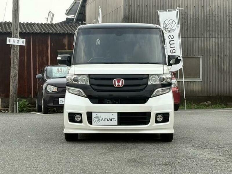 N BOX CUSTOM