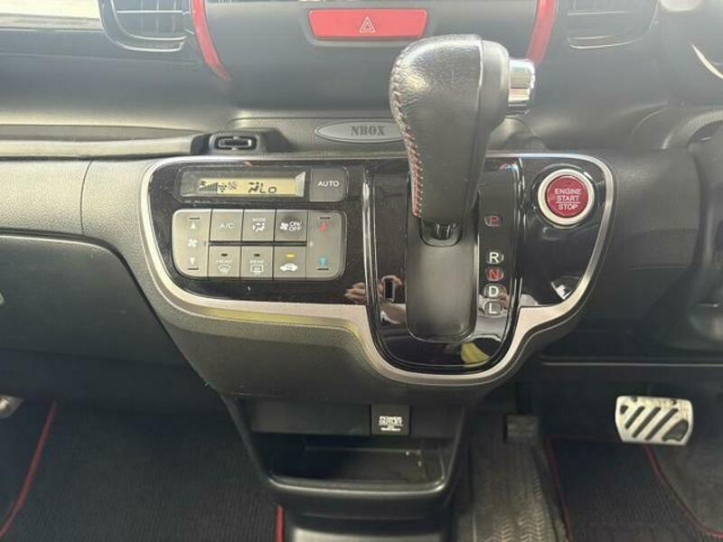 N BOX CUSTOM