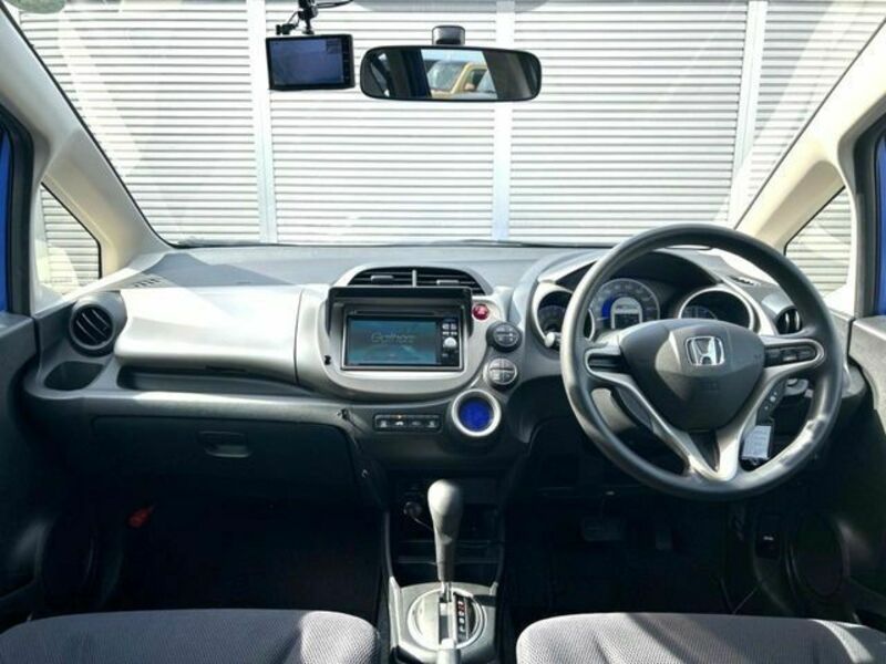 FIT HYBRID