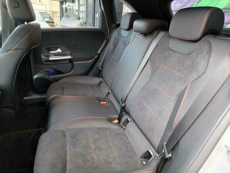B-CLASS