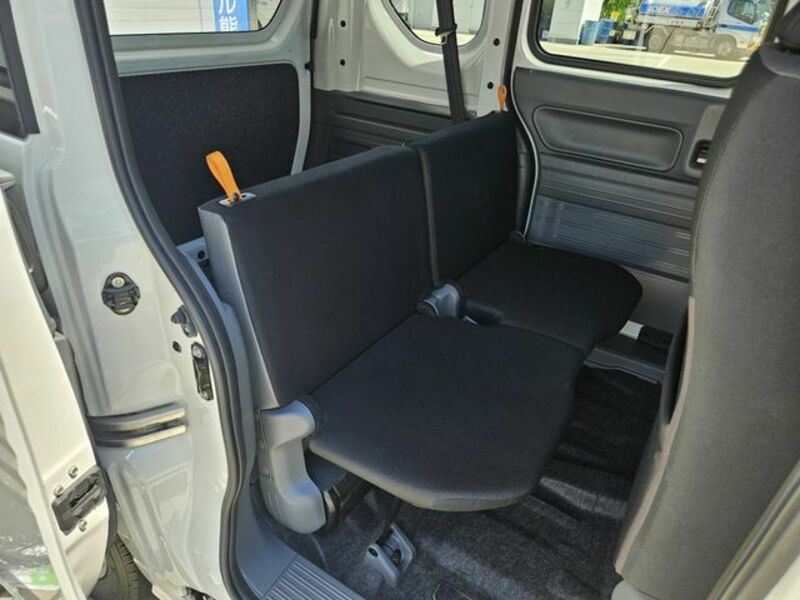 N-VAN