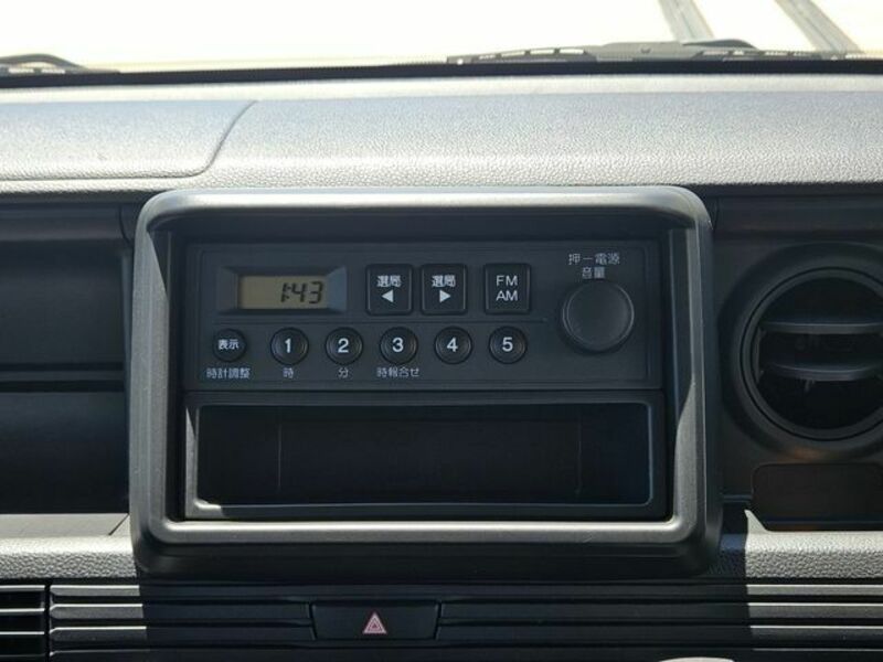 N-VAN