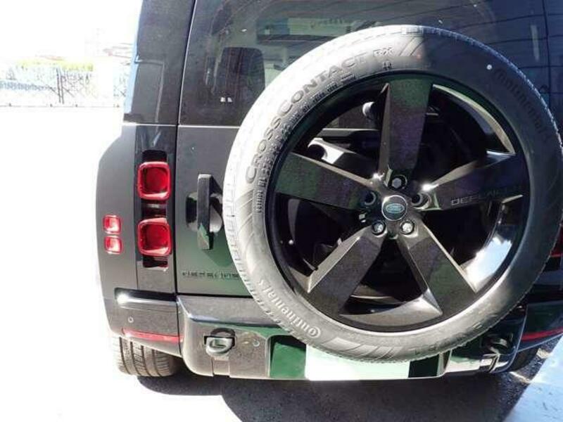 DEFENDER