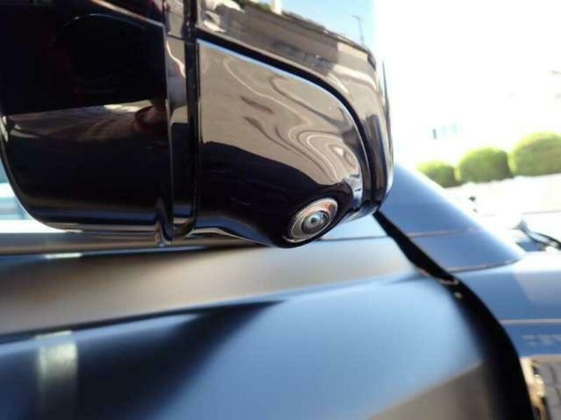 DEFENDER
