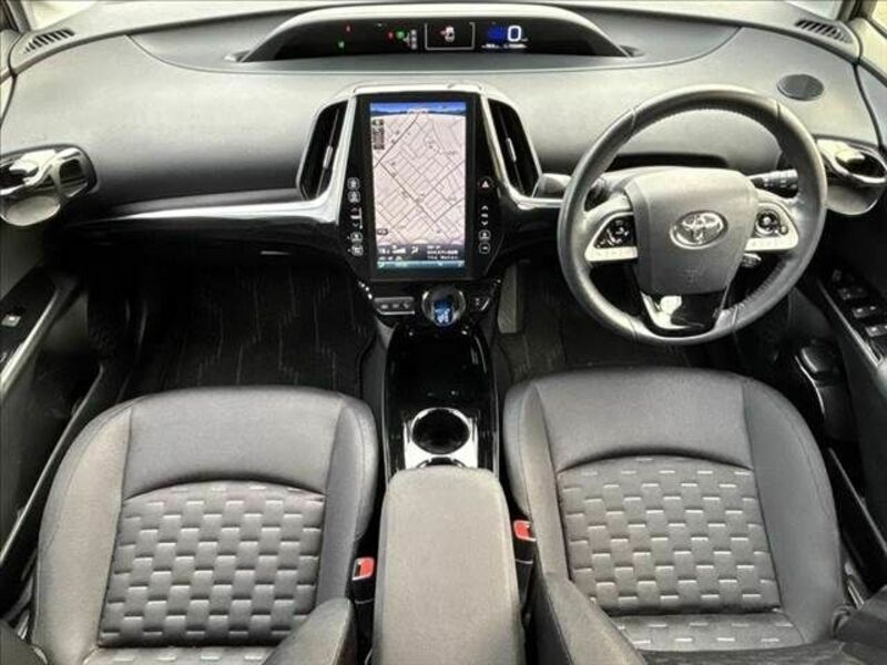 PRIUS PHV