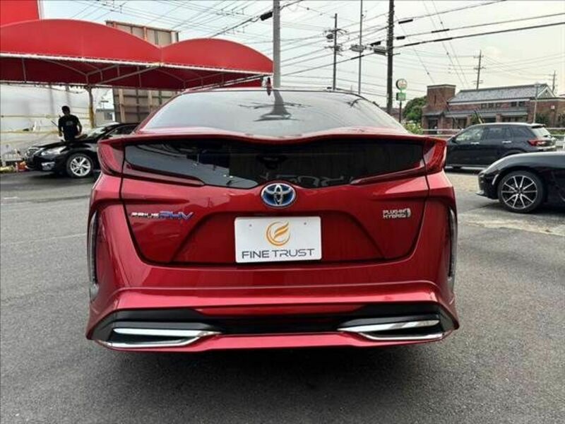 PRIUS PHV