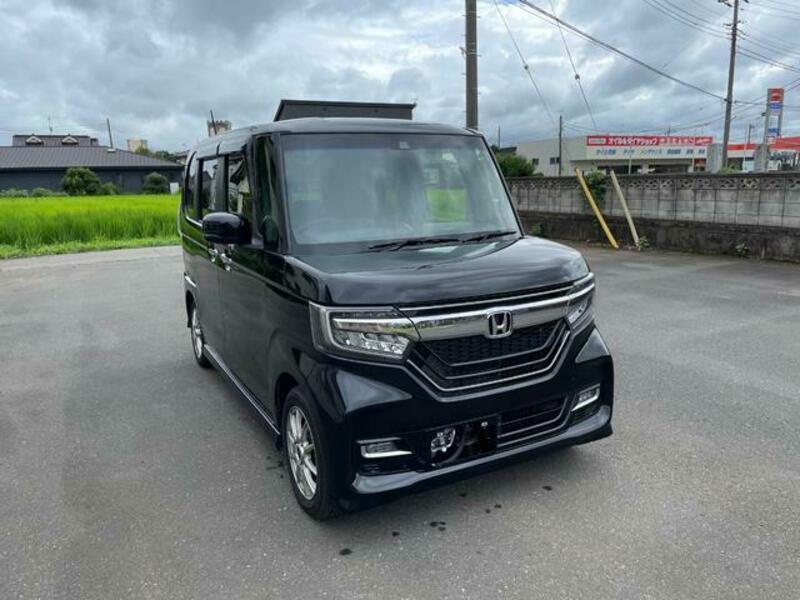 N BOX CUSTOM