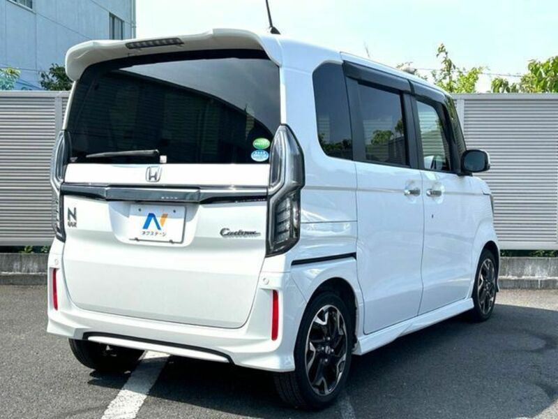 N BOX CUSTOM