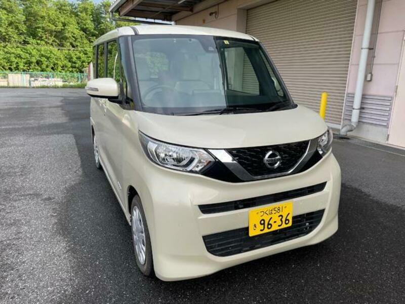 NISSAN ROOX