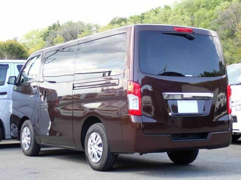 NV350 CARAVAN WAGON