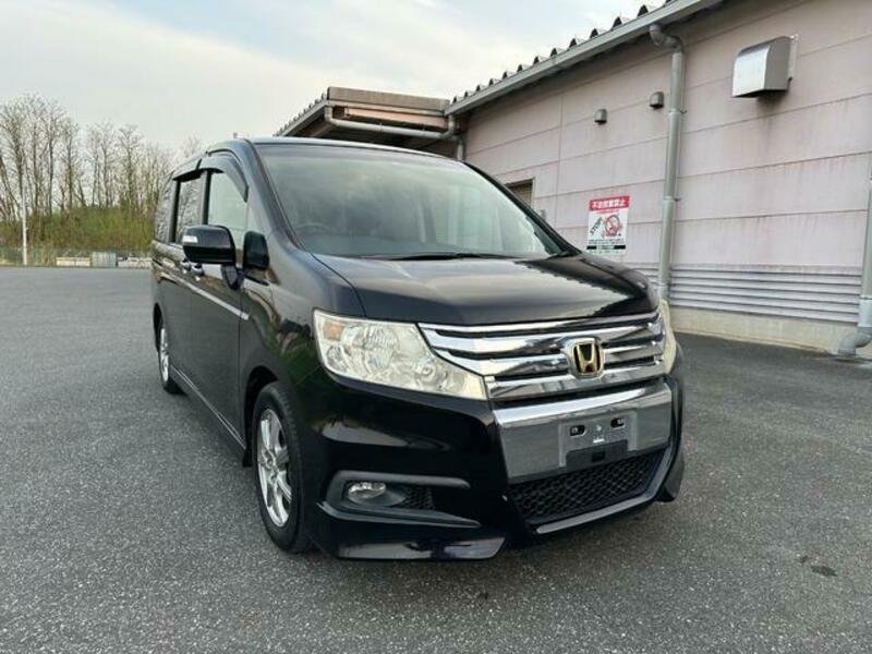 HONDA STEPWAGON SPADA