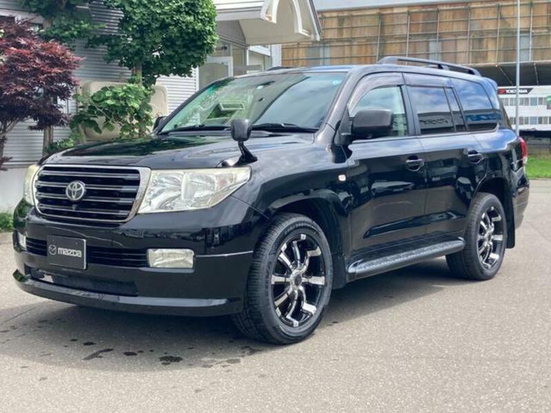 LAND CRUISER