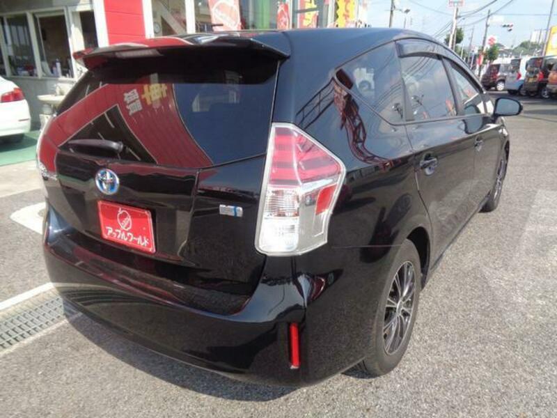 PRIUS ALPHA