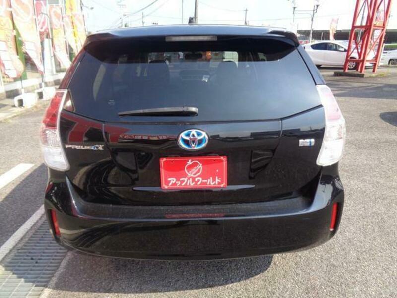 PRIUS ALPHA