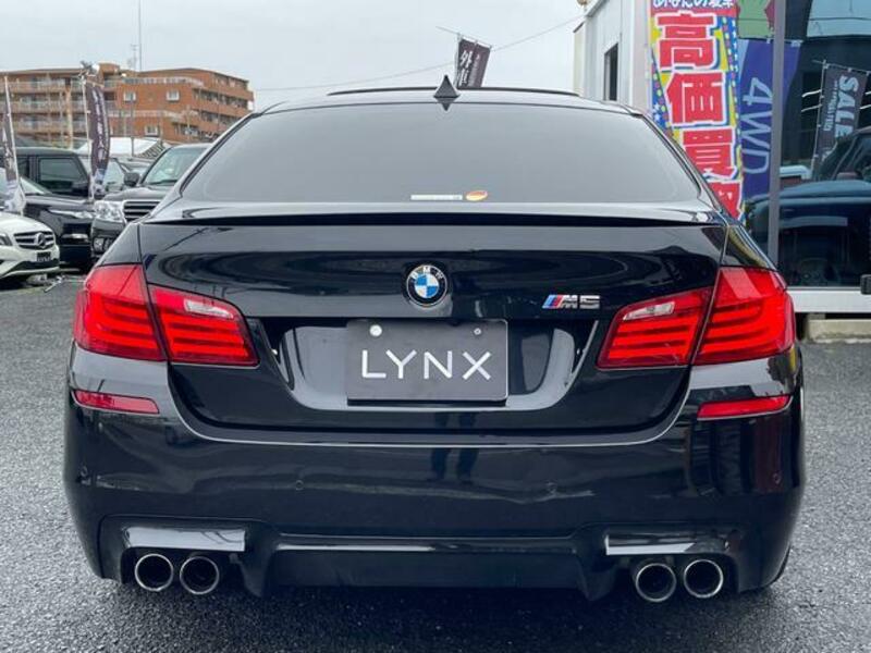 M5