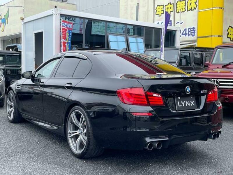 M5