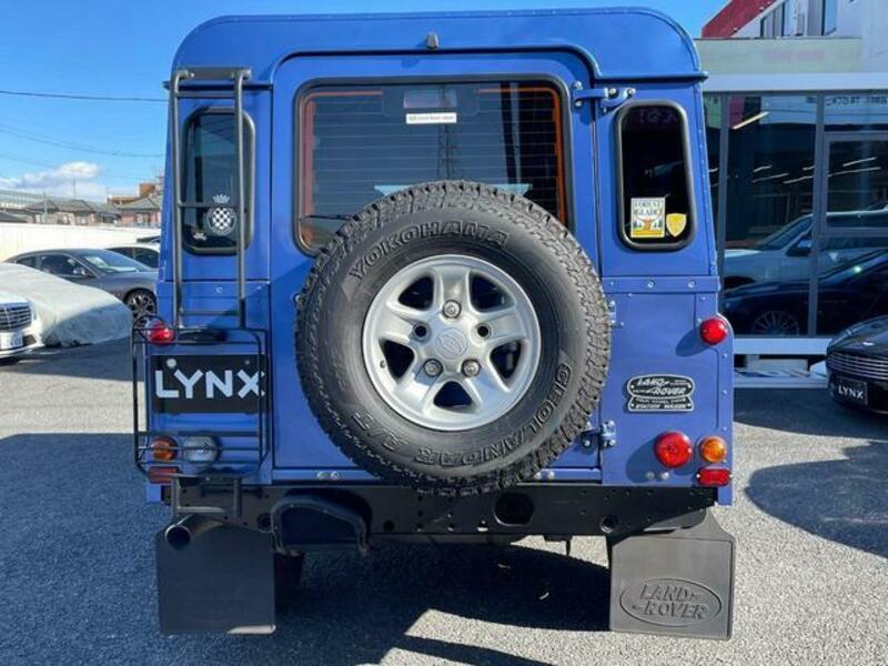 DEFENDER