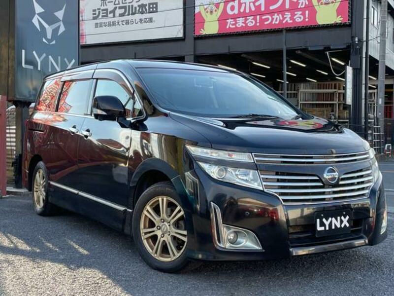 NISSAN ELGRAND