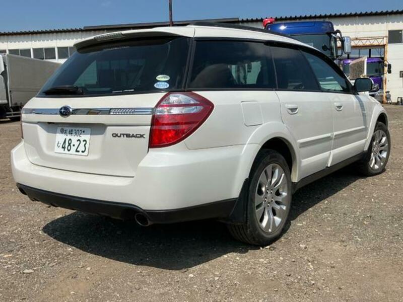 LEGACY OUTBACK