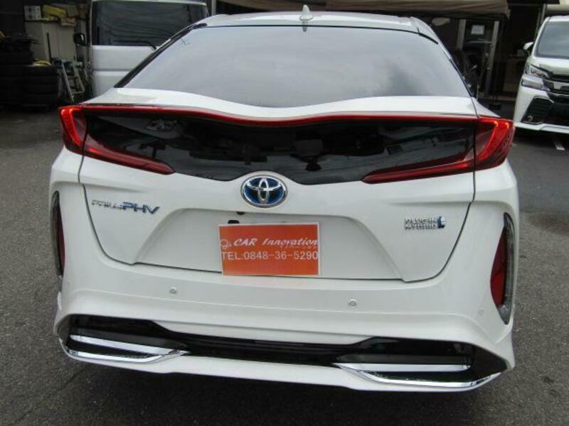 PRIUS PHV